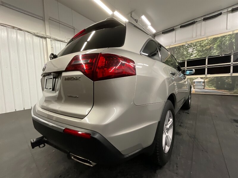 2010 Acura MDX SH-AWD w/Tech w/RES  Leather & Heated Seats / Navigation & Backup Camera - Photo 12 - Gladstone, OR 97027