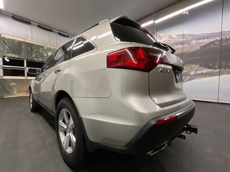 2010 Acura MDX SH-AWD w/Tech w/RES  Leather & Heated Seats / Navigation & Backup Camera - Photo 11 - Gladstone, OR 97027