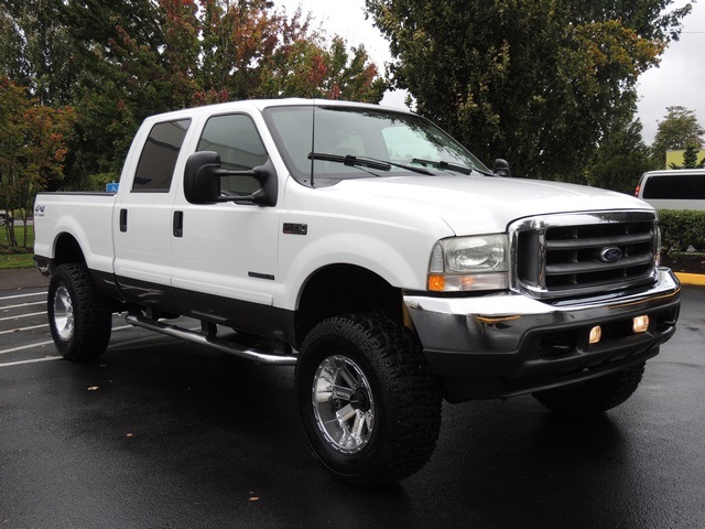 2002 Ford F-350 Lariat / 4X4 / 7.3L Turbo Diesel / Leather /LIFTED   - Photo 2 - Portland, OR 97217