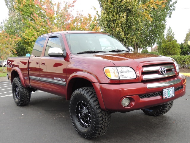 2003 Toyota Tundra SR5 4dr Access Cab / 4X4 / Only 92K MILES/ LIFTED   - Photo 2 - Portland, OR 97217
