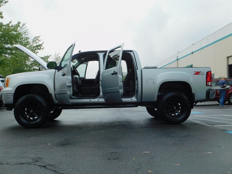 2011 GMC Sierra 1500 SLE 4X4 Crew Cab LIFTED Brand New 35 " MUD XD RIMS   - Photo 26 - Portland, OR 97217