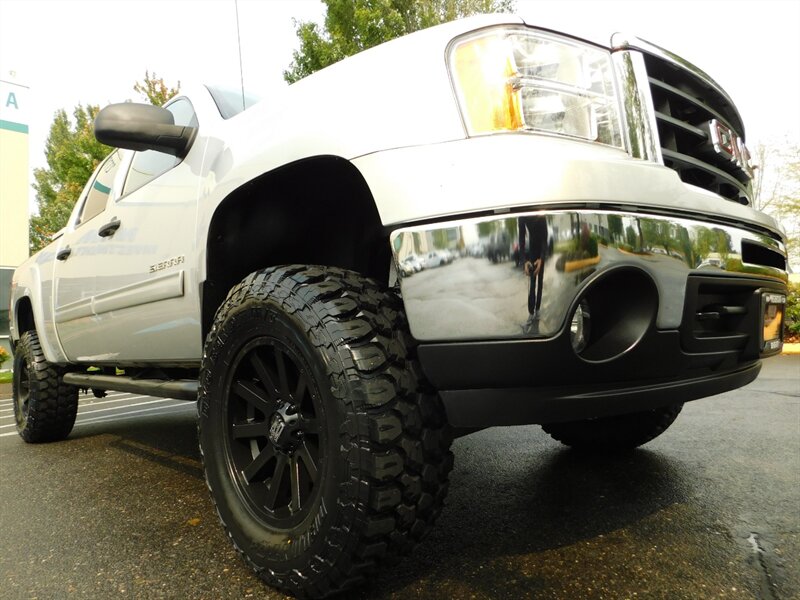 2011 GMC Sierra 1500 SLE 4X4 Crew Cab LIFTED Brand New 35 " MUD XD RIMS   - Photo 22 - Portland, OR 97217