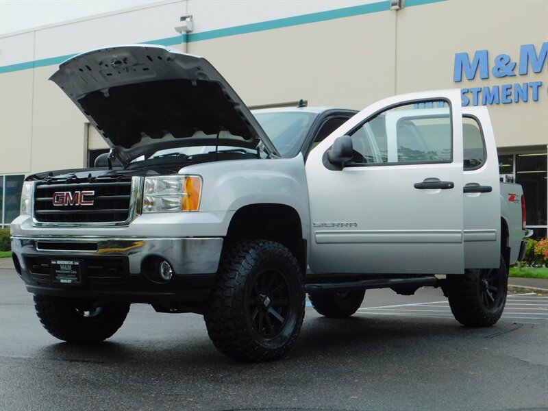 2011 GMC Sierra 1500 SLE 4X4 Crew Cab LIFTED Brand New 35 " MUD XD RIMS   - Photo 25 - Portland, OR 97217