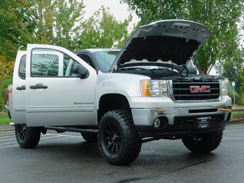 2011 GMC Sierra 1500 SLE 4X4 Crew Cab LIFTED Brand New 35 " MUD XD RIMS   - Photo 30 - Portland, OR 97217