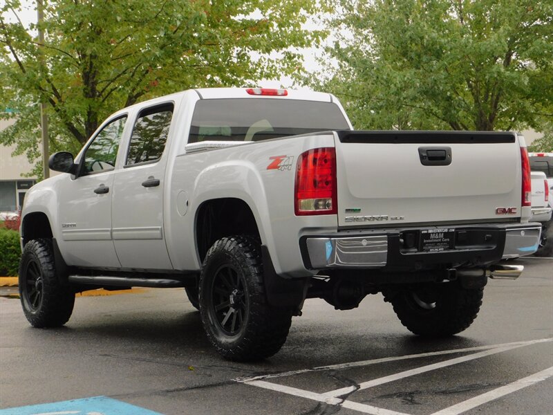 2011 GMC Sierra 1500 SLE 4X4 Crew Cab LIFTED Brand New 35 " MUD XD RIMS   - Photo 5 - Portland, OR 97217