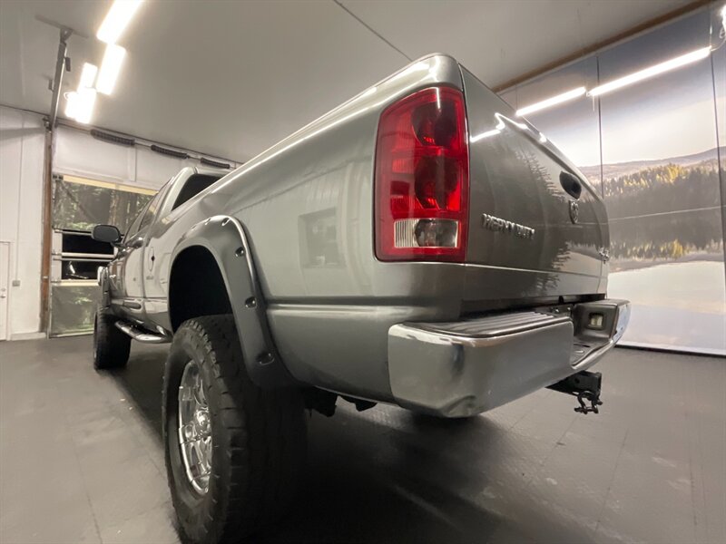 2005 Dodge Ram 2500 SLT 4X4/ 5.7L V8 HEMI / LEATHER/LIFTED / 81K MILES  LIFTED w/ 37 " FALKEN A/T TIRES / LONG BED / 81,000 MILES - Photo 10 - Gladstone, OR 97027