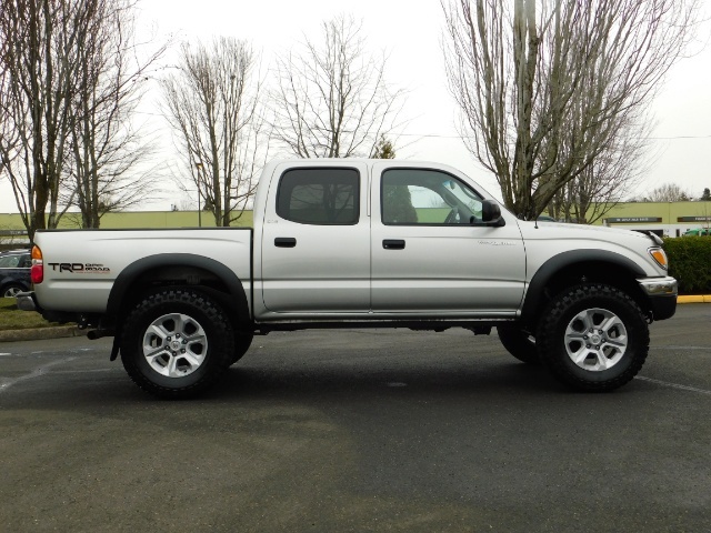 2003 Toyota Tacoma SR5 V6 / 4x4 / TRD Off-RD / RR Diff  /  LIFTED   - Photo 4 - Portland, OR 97217