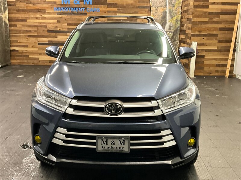 2018 Toyota Highlander XLE Sport Utility AWD / Leather Navi / 23,000 MILE  LOCAL SUV / 3RD ROW SEAT / Leather & Heated Seats / Sunroof / BRAND NEW TIRES - Photo 5 - Gladstone, OR 97027