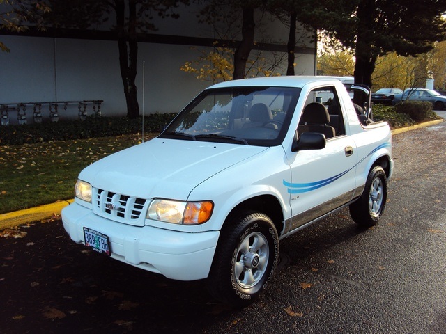 1999 Kia Sportage Convertible/ 5-Spd/ 4WD/ New Top   - Photo 1 - Portland, OR 97217