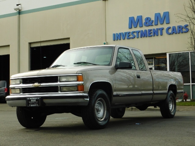 2000 Chevrolet C2500 LS 5.7Liter V8 Vertic 2WD 2-Owner   - Photo 1 - Portland, OR 97217