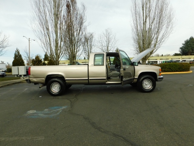 2000 Chevrolet C2500 LS 5.7Liter V8 Vertic 2WD 2-Owner   - Photo 27 - Portland, OR 97217