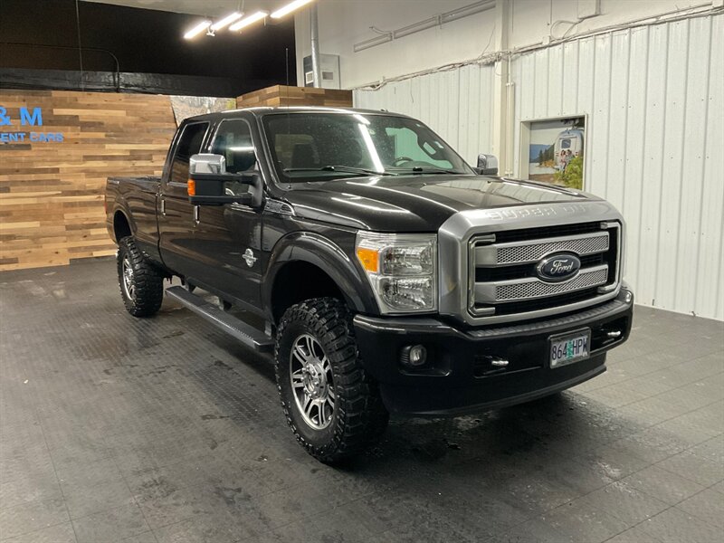 2015 Ford F-350 Platinum 4X4 / 6.7L DIESEL / 1-OWNER / LIFTED  BRAND NEW 37 " MUD TIRES / Sunroof / LOADED / LONG BED / LOCAL OREGON TRUCK / RUST FREE / SHARP & CLEAN !! - Photo 2 - Gladstone, OR 97027