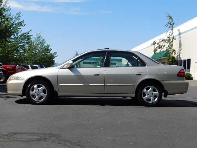 2000 Honda Accord EX Sedan 4-door/ Sun Roof / Local/ Service Records   - Photo 3 - Portland, OR 97217