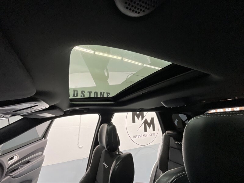 2018 Dodge Durango SRT 392 / AWD / 6.4L V8 HEMI / 55,000 MILES  / 3RD ROW SEAT - Photo 41 - Gladstone, OR 97027