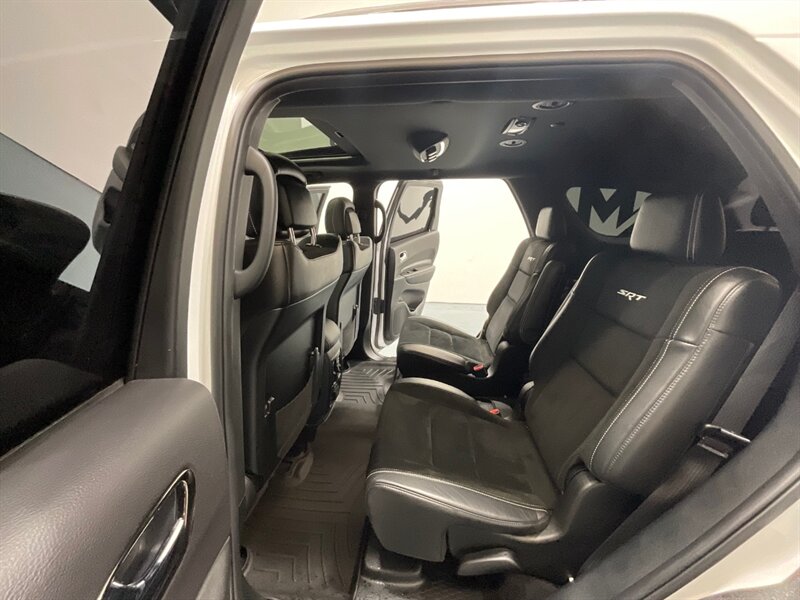 2018 Dodge Durango SRT 392 / AWD / 6.4L V8 HEMI / 55,000 MILES  / 3RD ROW SEAT - Photo 12 - Gladstone, OR 97027