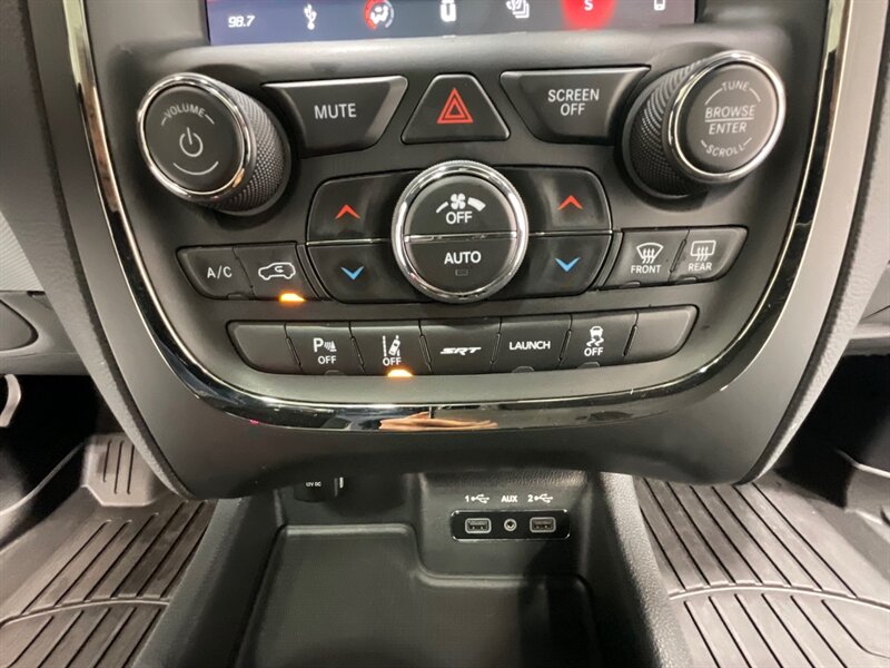 2018 Dodge Durango SRT 392 / AWD / 6.4L V8 HEMI / 55,000 MILES  / 3RD ROW SEAT - Photo 22 - Gladstone, OR 97027