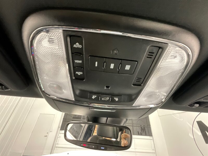 2018 Dodge Durango SRT 392 / AWD / 6.4L V8 HEMI / 55,000 MILES  / 3RD ROW SEAT - Photo 47 - Gladstone, OR 97027