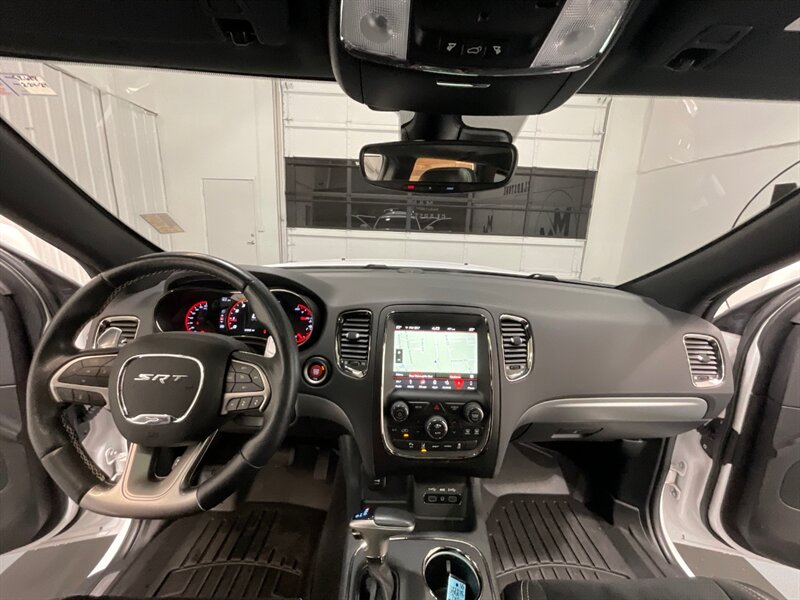 2018 Dodge Durango SRT 392 / AWD / 6.4L V8 HEMI / 55,000 MILES  / 3RD ROW SEAT - Photo 44 - Gladstone, OR 97027
