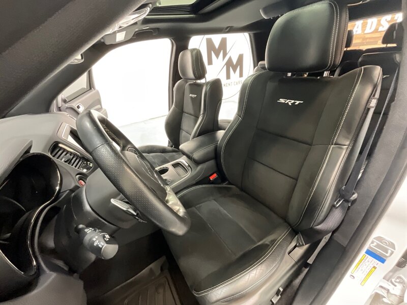 2018 Dodge Durango SRT 392 / AWD / 6.4L V8 HEMI / 55,000 MILES  / 3RD ROW SEAT - Photo 11 - Gladstone, OR 97027