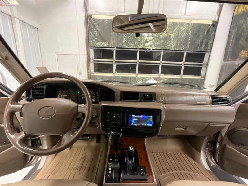 1996 Lexus LX 450 Sport Utility 4X4 / 4.5L 6Cyl / 157,000 MILES  / LIFTED w. 33 " BF GOODRICH ALL-TERRAIN TIRES & GOLD WHEELS / IMMACULATE CONDITION !! - Photo 30 - Gladstone, OR 97027