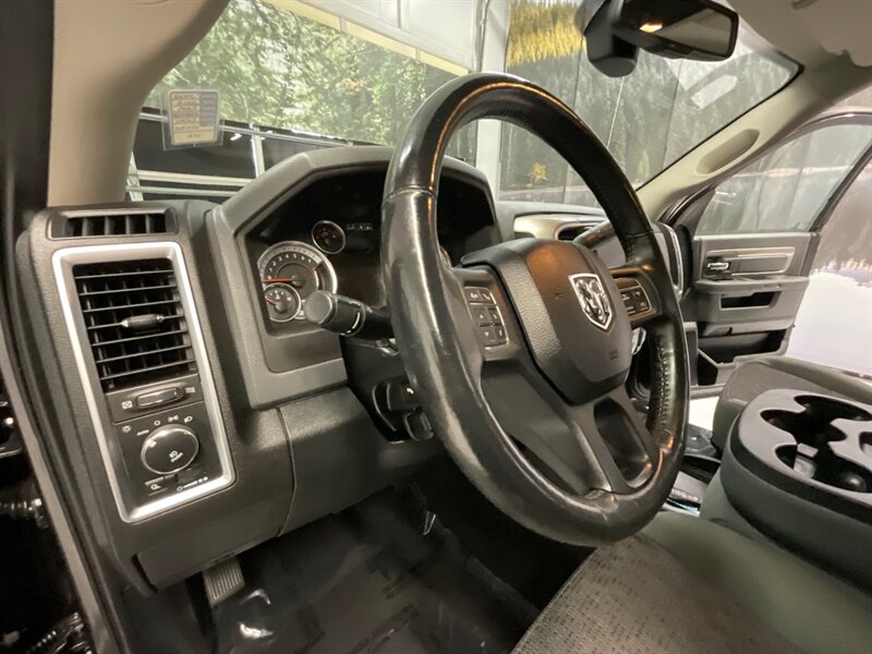 2015 RAM 2500 Big Horn MEGA CAB 4X4 / 6.4L V8 HEMI / NEW TIRES / LOCAL TRUCK / RUST FREE / Backup Camera / Canopy / 101,000 MILES - Photo 16 - Gladstone, OR 97027