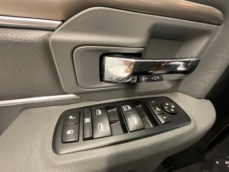 2015 RAM 2500 Big Horn MEGA CAB 4X4 / 6.4L V8 HEMI / NEW TIRES / LOCAL TRUCK / RUST FREE / Backup Camera / Canopy / 101,000 MILES - Photo 36 - Gladstone, OR 97027