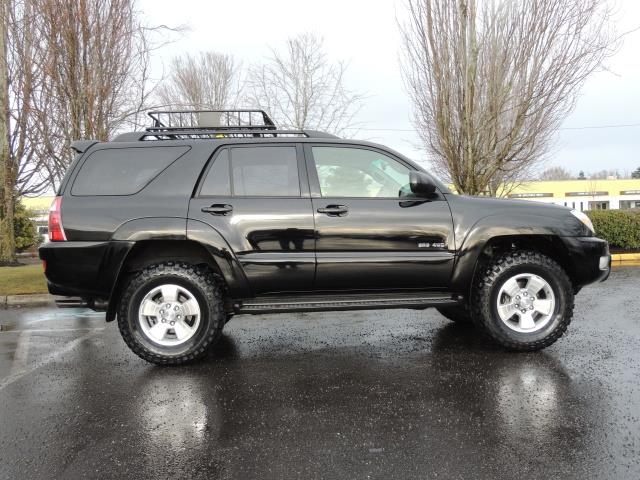 2004 Toyota 4Runner SR5 6Cyl 4WD 2-Owner LIFTED New 33 " Mud 136K Miles   - Photo 3 - Portland, OR 97217