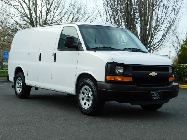 2014 Chevrolet Express 1500 / Cargo Van / 6Cyl / 1-Owner / Execl Cond   - Photo 2 - Portland, OR 97217