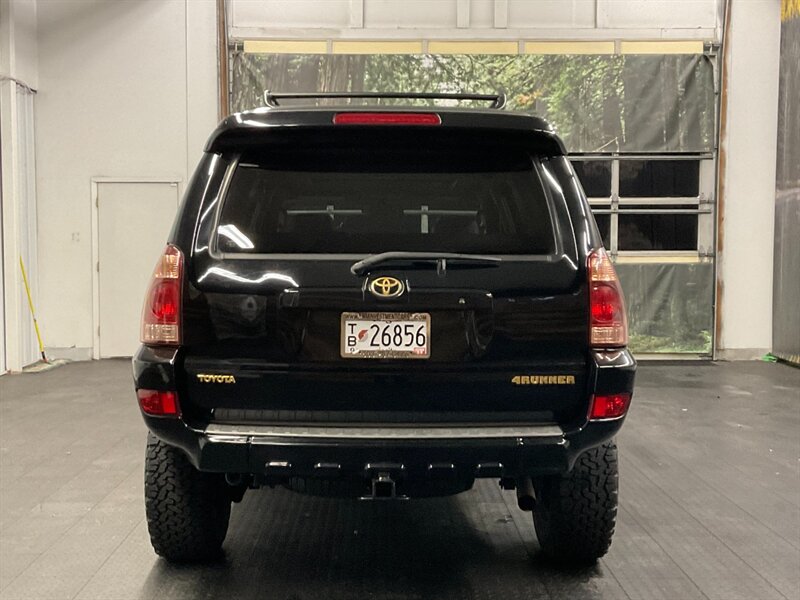 2005 Toyota 4Runner SR5 Sport Utility 4X4 / V6 / LEAHER / LIFTED LIFTE  NEW WHEELS & TIRES / SUNROOF / SHARP & CLEAN - Photo 6 - Gladstone, OR 97027