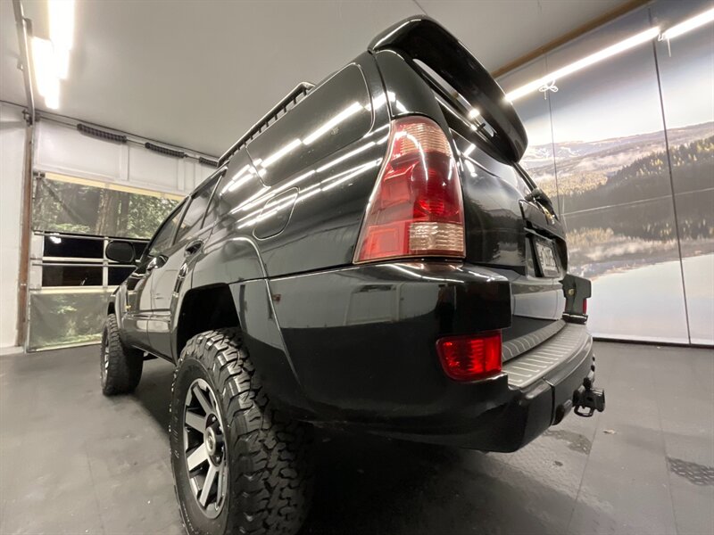 2005 Toyota 4Runner SR5 Sport Utility 4X4 / V6 / LEAHER / LIFTED LIFTE  NEW WHEELS & TIRES / SUNROOF / SHARP & CLEAN - Photo 10 - Gladstone, OR 97027