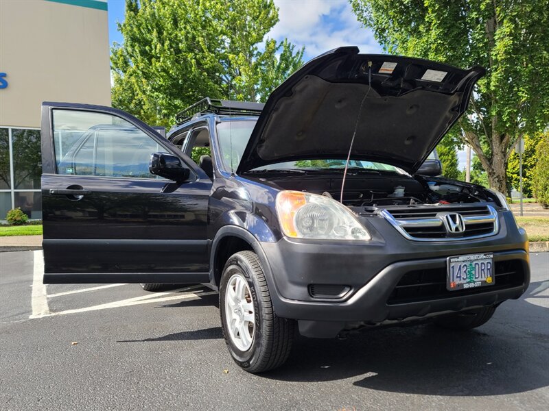 2004 Honda CR-V 4X4 / Moon Roof / Records / Excellent Condition  / 4-Cyl 2.4 Liter / Cargo Basket - Photo 26 - Portland, OR 97217