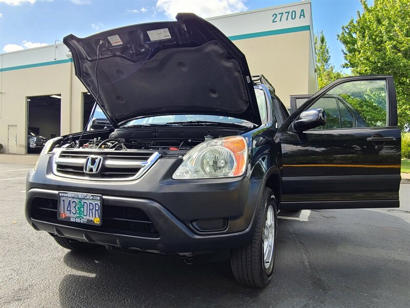 2004 Honda CR-V 4X4 / Moon Roof / Records / Excellent Condition  / 4-Cyl 2.4 Liter / Cargo Basket - Photo 25 - Portland, OR 97217