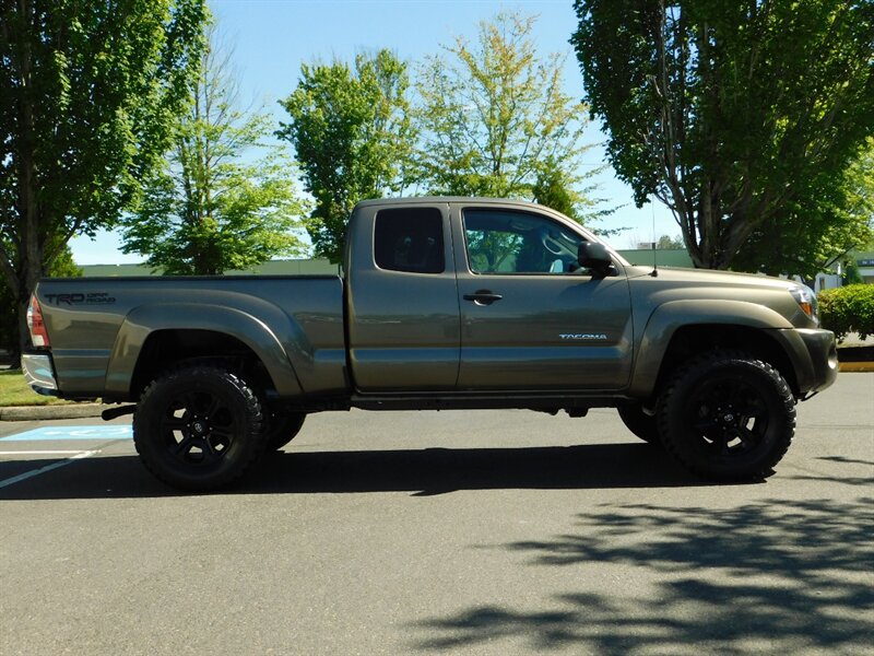 2011 Toyota Tacoma V6 4WD SR5 Lifted / 33”Mud / 5Speed Man. / LowMile   - Photo 3 - Portland, OR 97217