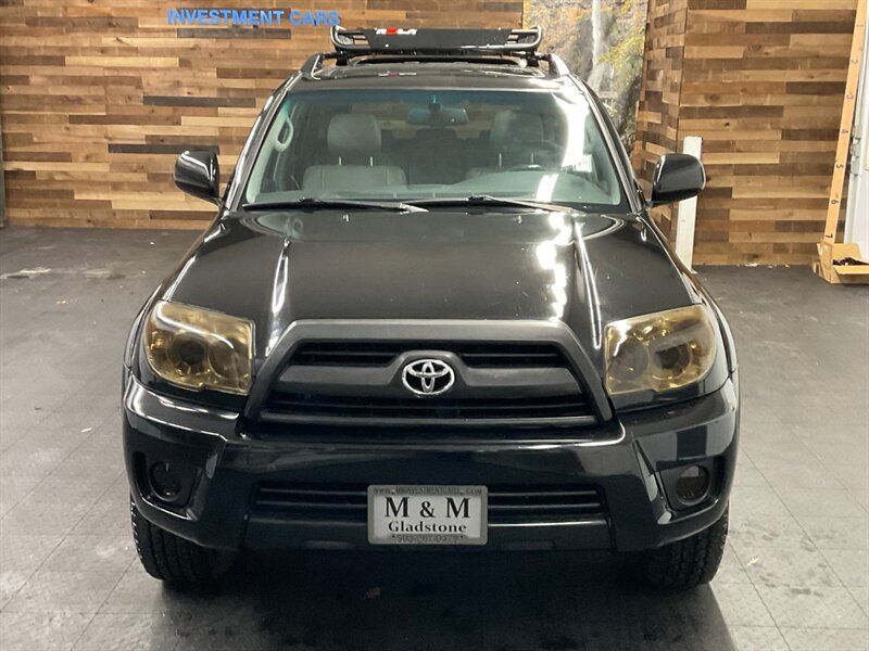 2008 Toyota 4Runner Limited Sport Utility 4X4 / 4.0L V6 / 1-OWNER  Leather & Heated Seats / Sunroof / SHARP & CLEAN !! - Photo 5 - Gladstone, OR 97027