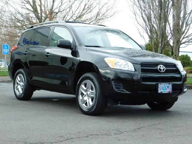 2010 Toyota RAV4 SPORT UTILITY / 4WD / 4-cyl , 2.5L / LOCAL TRADE   - Photo 2 - Portland, OR 97217