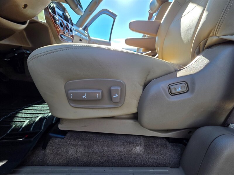 2001 Toyota Tundra Limited - Photo 35 - Portland, OR 97217