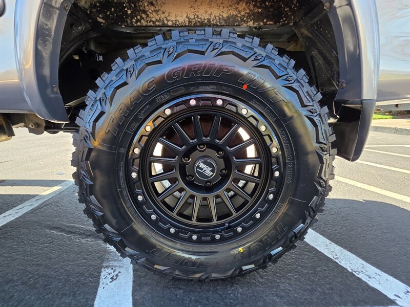 2001 Toyota Tundra Limited - Photo 22 - Portland, OR 97217