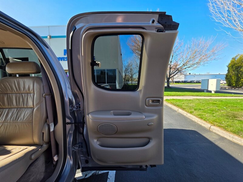 2001 Toyota Tundra Limited - Photo 34 - Portland, OR 97217