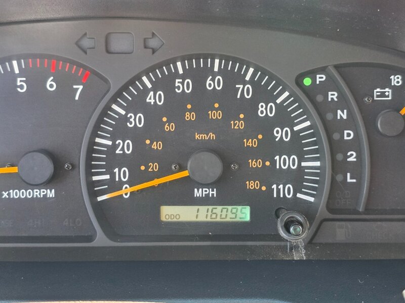 2001 Toyota Tundra Limited - Photo 23 - Portland, OR 97217