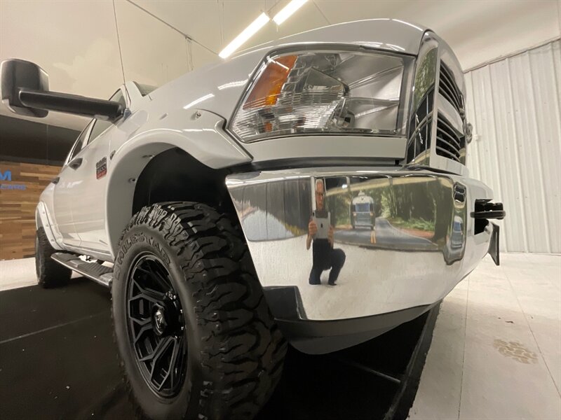 2011 RAM 3500 ST Crew Cab 4X4 / 6.7L DIESEL / 6-SPEED / LIFTED  / 1-TON / SWB / LIFTED w. BRAND NEW 35 " MUD TIRES & 18 " FUEL WHEELS / 146,000 MILES - Photo 43 - Gladstone, OR 97027