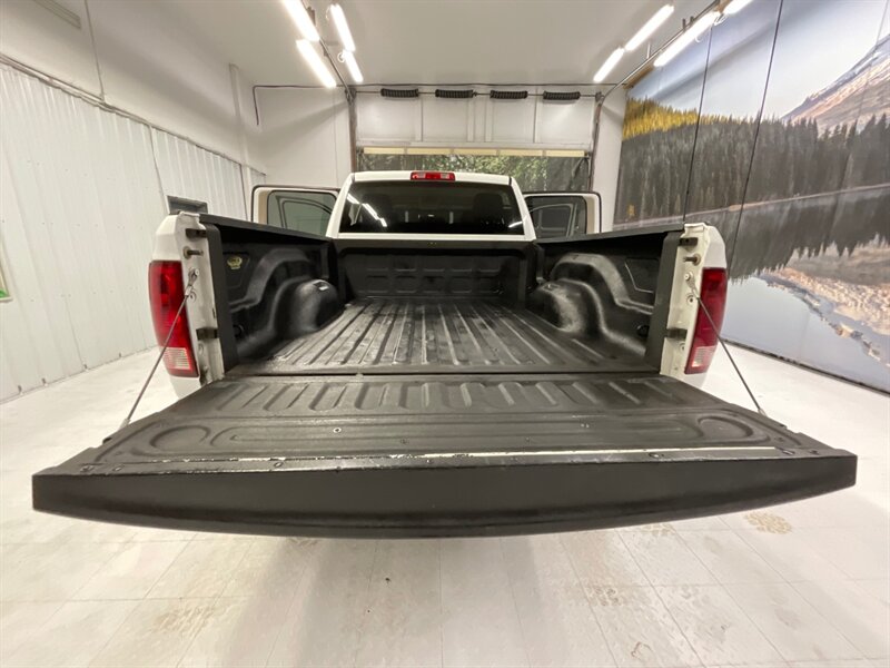 2011 RAM 3500 ST Crew Cab 4X4 / 6.7L DIESEL / 6-SPEED / LIFTED  / 1-TON / SWB / LIFTED w. BRAND NEW 35 " MUD TIRES & 18 " FUEL WHEELS / 146,000 MILES - Photo 28 - Gladstone, OR 97027