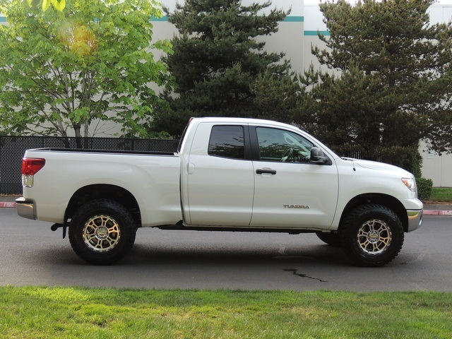 2013 Toyota Tundra Quad Cab/ 4WD/ 8Cyl/4.6Liter / 1,238 miles/ LIFTED   - Photo 4 - Portland, OR 97217