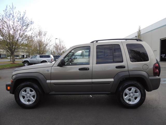 2007 Jeep Liberty Sport / 4X4 / Automatic / 6Cyl / Excel Cond   - Photo 3 - Portland, OR 97217