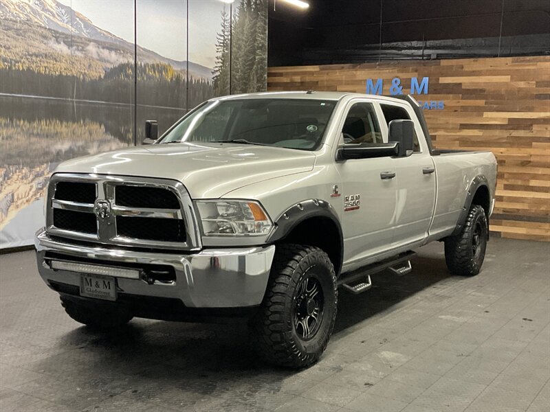 2013 RAM 2500 Crew Cab 4X4 / 6.7L DIESEL / 6-SPEED / LIFTED  LOCAL OREGON TRUCK / RUST FREE / LIFTED w/ 35 " MUD TIRES & 17 " WHEELS / 6-SPEED MANUAL / SHARP & CLEAN !! - Photo 1 - Gladstone, OR 97027