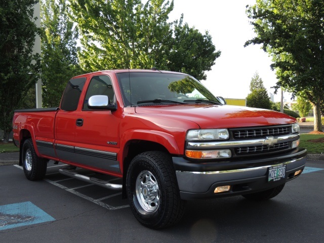 1999 Chevrolet Silverado 2500 LT / 4WD / HD Extended Cab / Long Bed / 113k miles   - Photo 2 - Portland, OR 97217