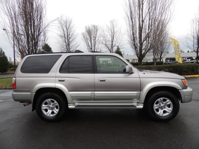 2001 Toyota 4Runner Limited   - Photo 4 - Portland, OR 97217