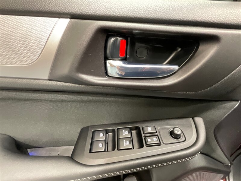 2019 Subaru Outback 2.5i Premium / 1-OWNER/Heated Seats/ 29,000 MILES   - Photo 39 - Gladstone, OR 97027