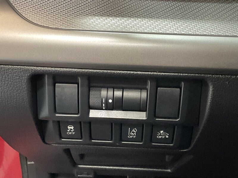 2019 Subaru Outback 2.5i Premium / 1-OWNER/Heated Seats/ 29,000 MILES   - Photo 21 - Gladstone, OR 97027