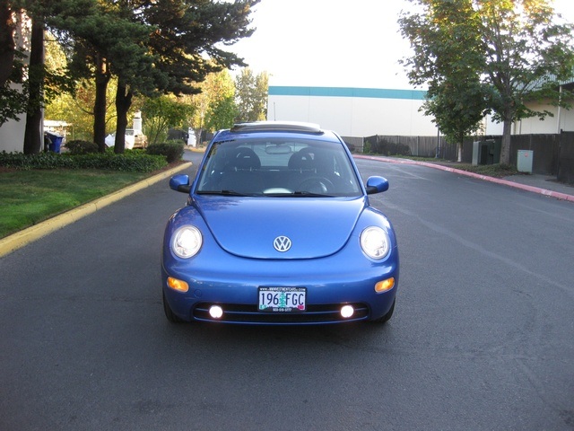 2001 Volkswagen Beetle GLS TDi TURBO DIESEL / 4-Cyl / Auto / Moon Roof   - Photo 2 - Portland, OR 97217