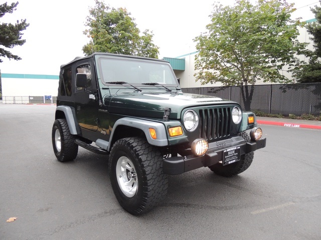 1999 Jeep Wrangler SE/ 4X4/ 5-Speed Manual/ 4Cyl/ LIFTED   - Photo 2 - Portland, OR 97217